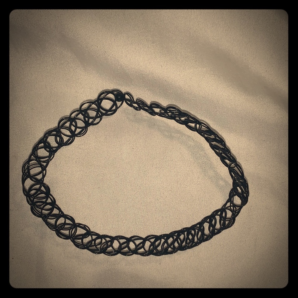 Black choker